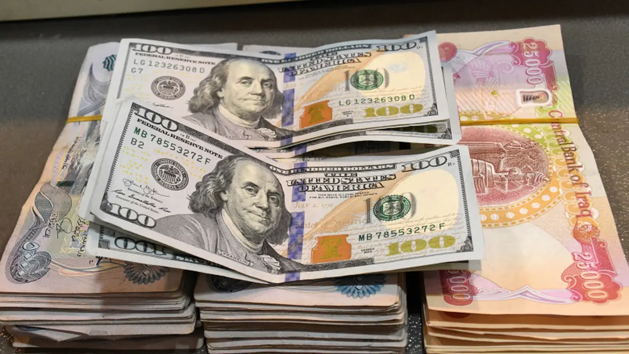 تراجع قيمة الدينار العراقي في الأسواق المحلية تزامنا مع صعود سعر الدولار